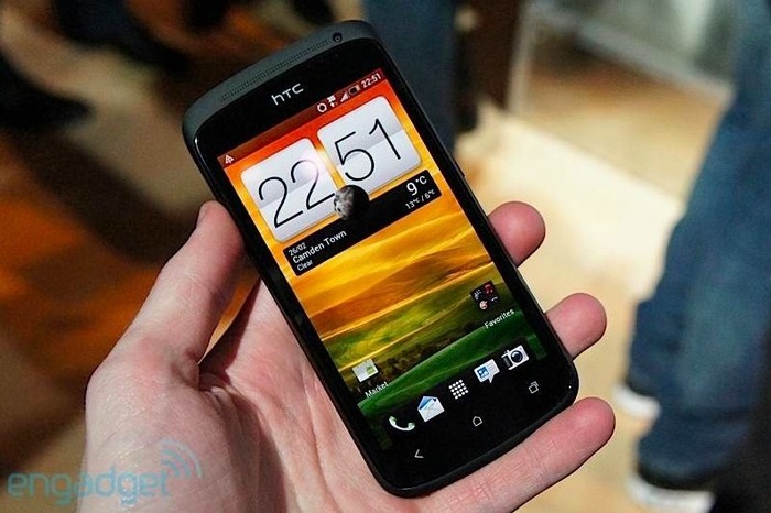 Cận cảnh chiếc HTC One S với giao diện bắt mắt